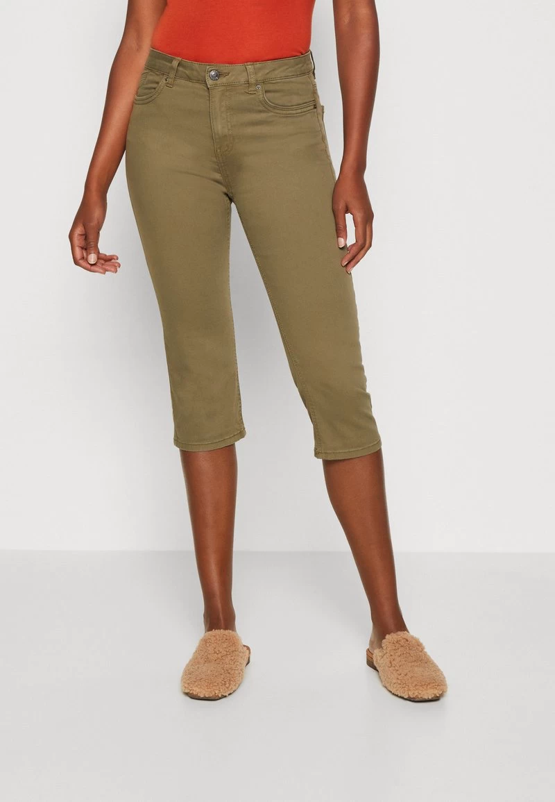 Edc By Esprit CAPRI - Jeans Shorts - Khaki Green