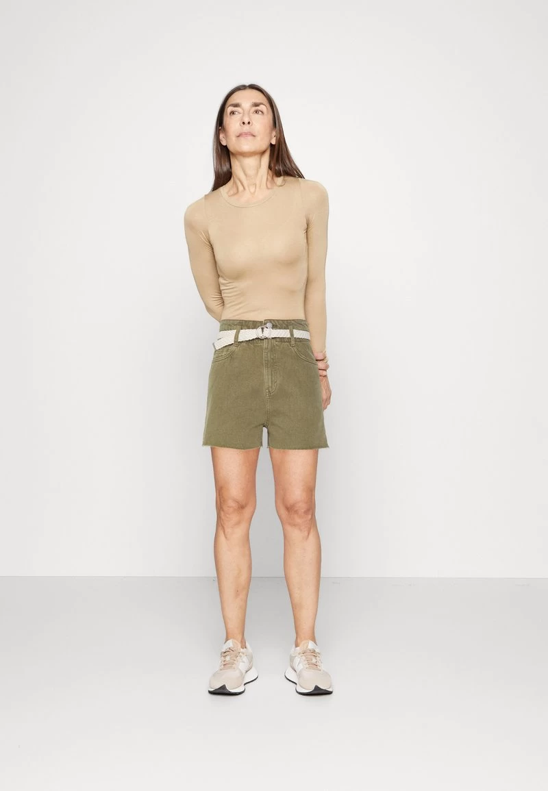 Edc By Esprit Jeans Shorts - Khaki Green – Bild 2